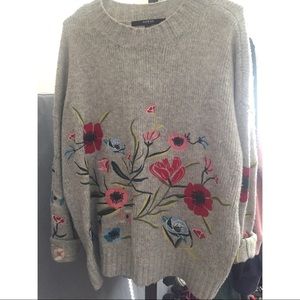 Guess Sweater